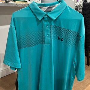 LIKE NEW! Men’s Under Armour Loose Fit Shirt. Size XL